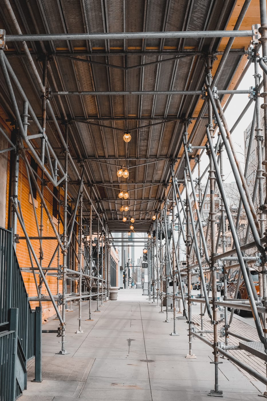 vertical-shot-of-high-metal-construction-standings-2025-02-02-20-21-38-utc(2)